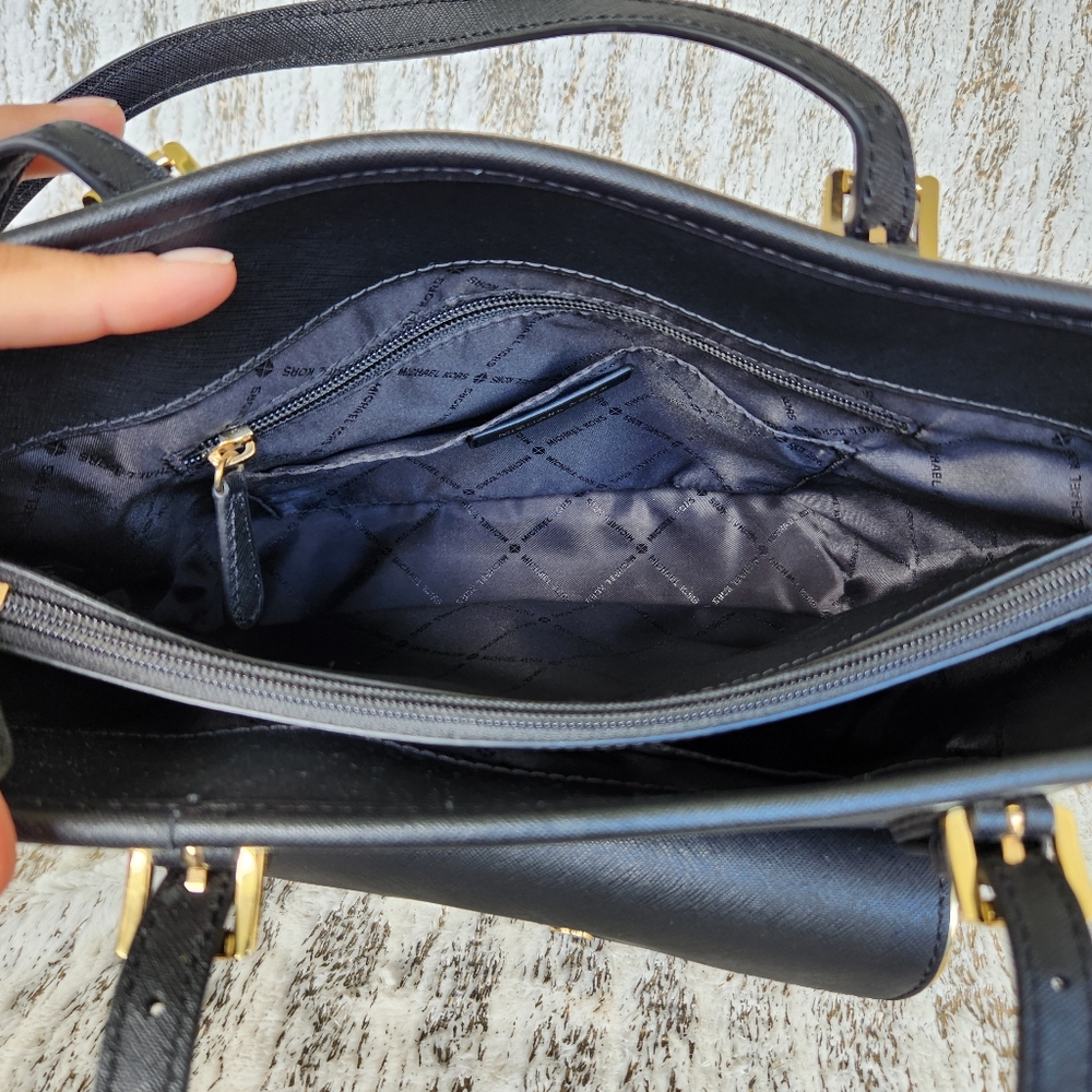 Michael Kors "Saffiano Frame" Jet Set Medium Tote Purse Black Leather Authentic - Picture 8 of 15